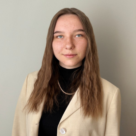 Līguma parakstīšana, ja viena persona pārstāv abas puses