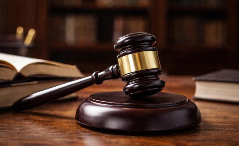 Pildot valsts uzticētu pienākumu, jārēķinās ar augstāku pieļaujamās kritikas slieksni